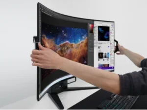 Flexible Monitors vs Curved Monitors: Which One Should You Choose?

