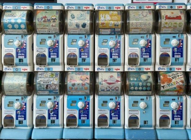 From Foot Traffic to Fandom: Elevating Venue Experience with NekoDrop Vending