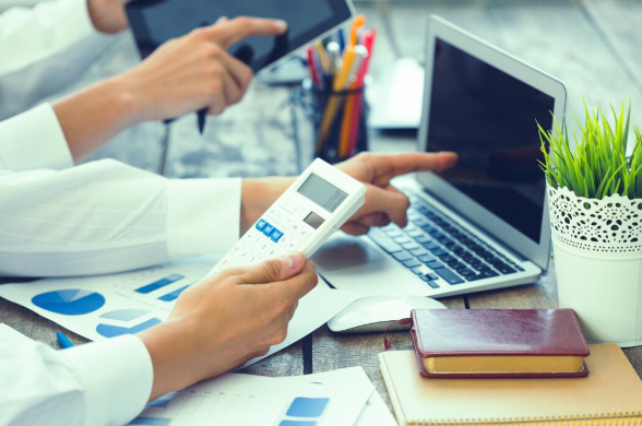 Top 7 Easy to Deploy Debt Manager Tools for Today’s Finance Operations